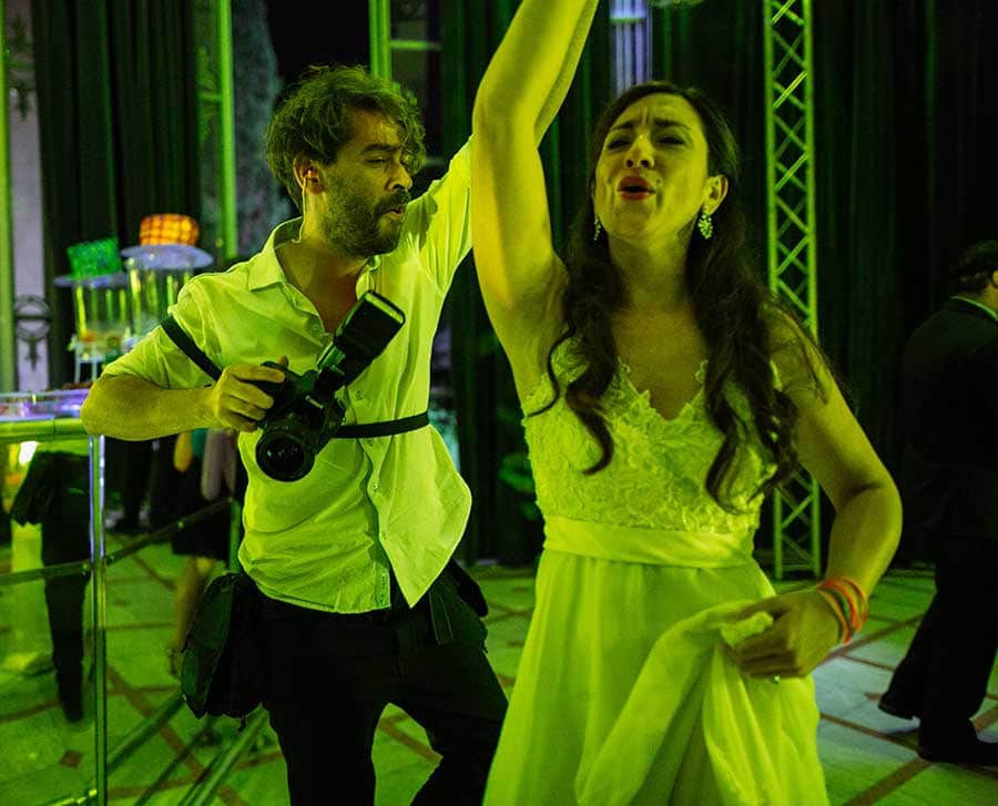 Rodriguez Mansilla Team - Emi dancing with bride