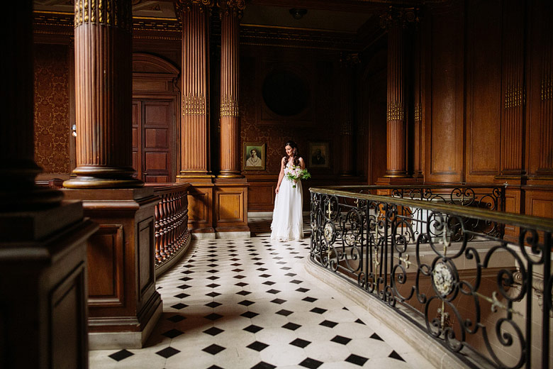 retratos espontaneos de novia en casamiento en palacio sans souci