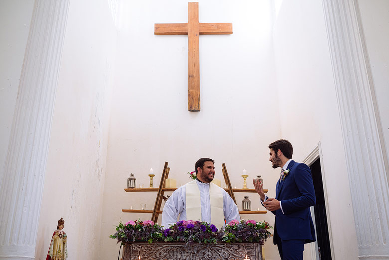 casamiento en capilla pequeña