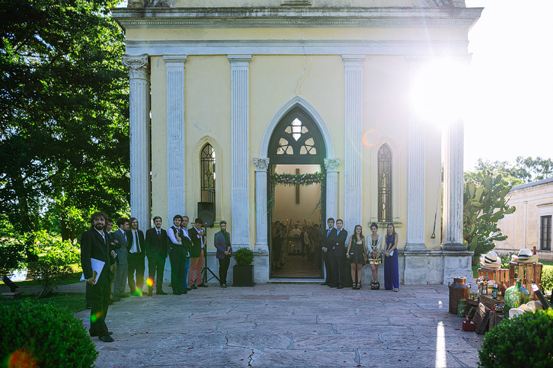 fotografia de casamiento en una capilla ricardo francisco
