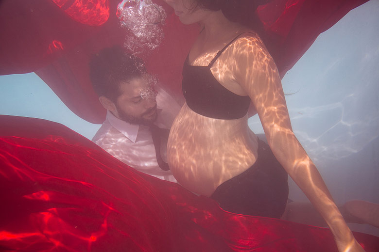 fotos de embarazada bajo el agua