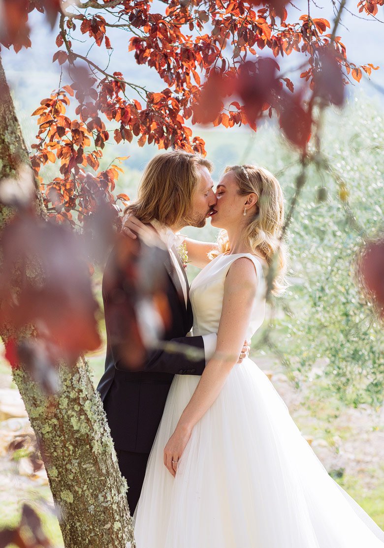 romantic wedding photographer tuscany